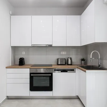Apartment Remarkable 2br In Paleo Faliro By Upstreet