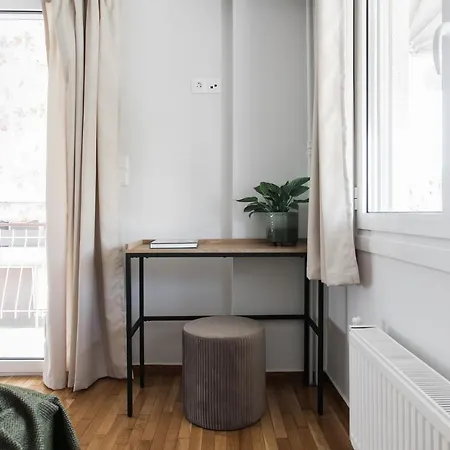 Apartment Remarkable 2br In Paleo Faliro By Upstreet
